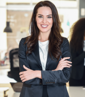 businesswoman-leader-in-modern-office-with-busines-F5UTRK7