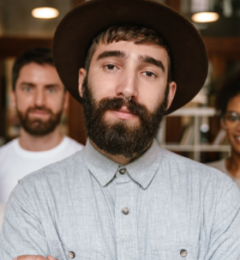 image-of-multiethnic-young-business-workers-standi-5KHG2WV
