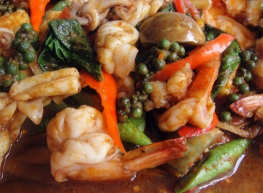 spicy-seafood-with-herbs-thai-food-PM8JVNN