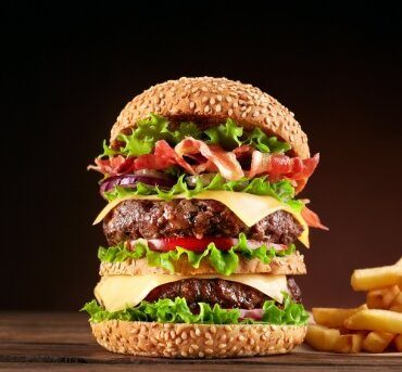 burger-AYEZLE7