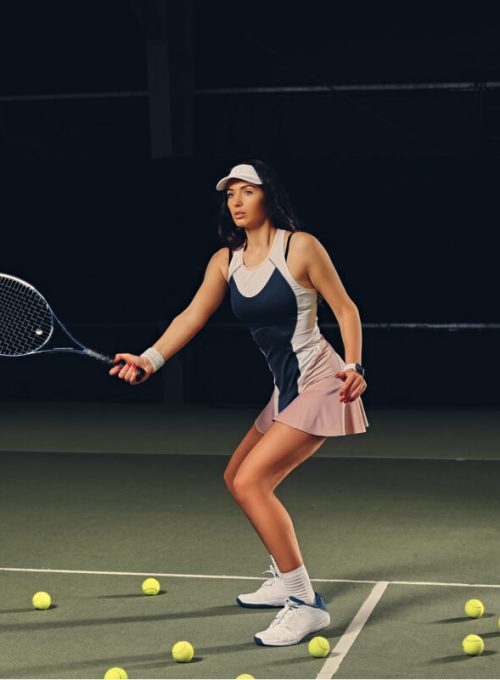 female-tennis-player-in-action-in-a-tennis-court-i-2021-08-28-14-06-43-utc